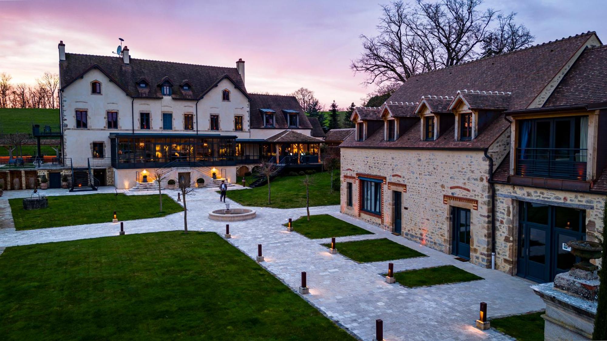 Domaine De Rymska & Spa - Relais & Chateaux Saint-Jean-de-Trézy Εξωτερικό φωτογραφία