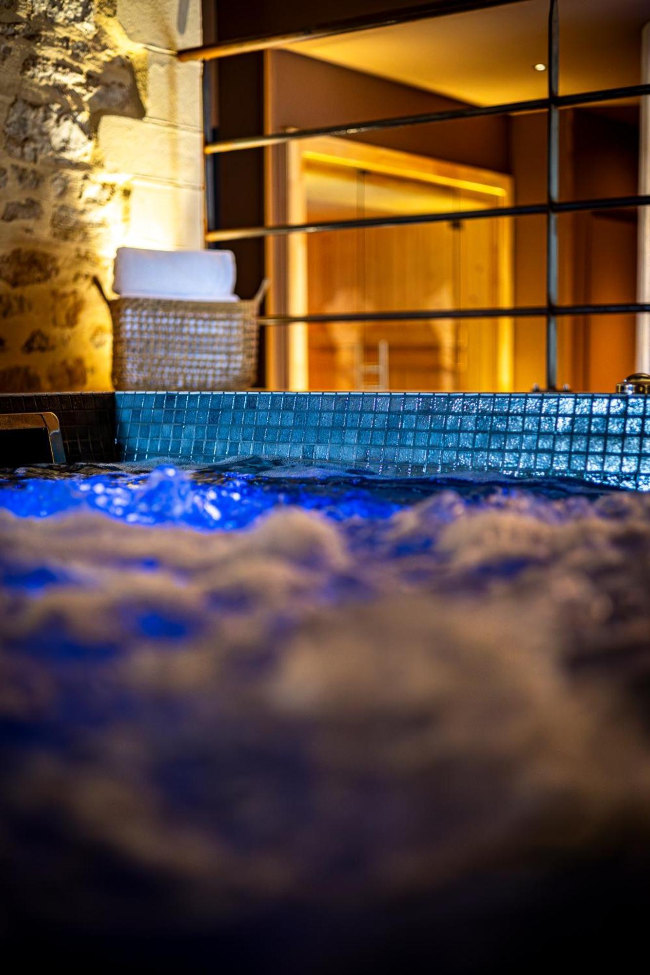 Domaine De Rymska & Spa - Relais & Chateaux Saint-Jean-de-Trézy Εξωτερικό φωτογραφία
